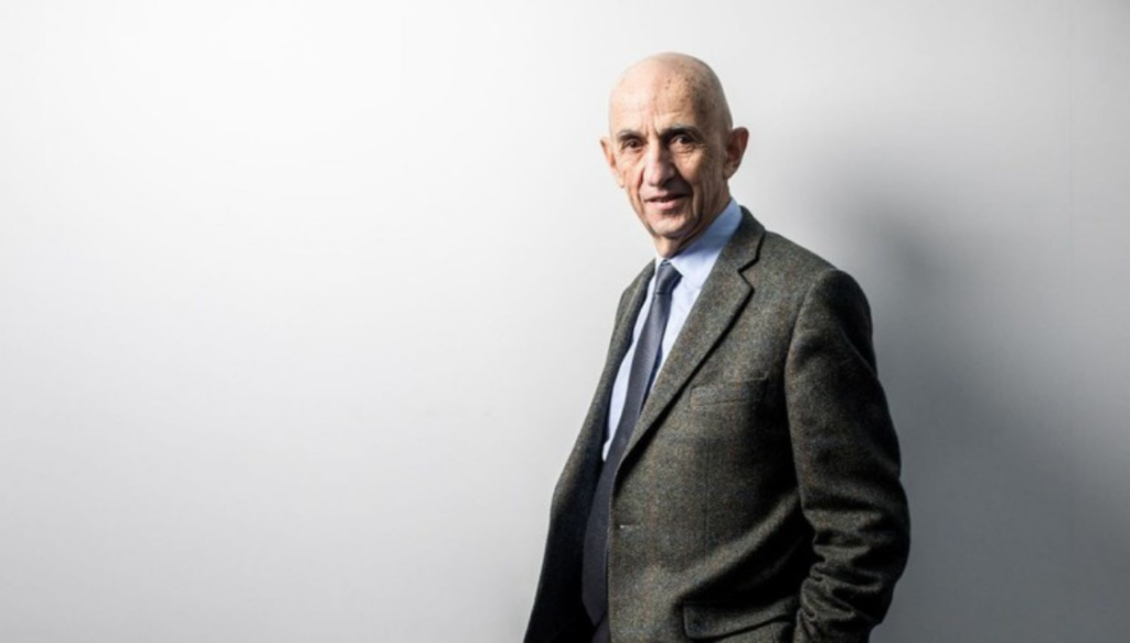 Louis Gallois, qui estime que la France est un pays en voie de développement industriel