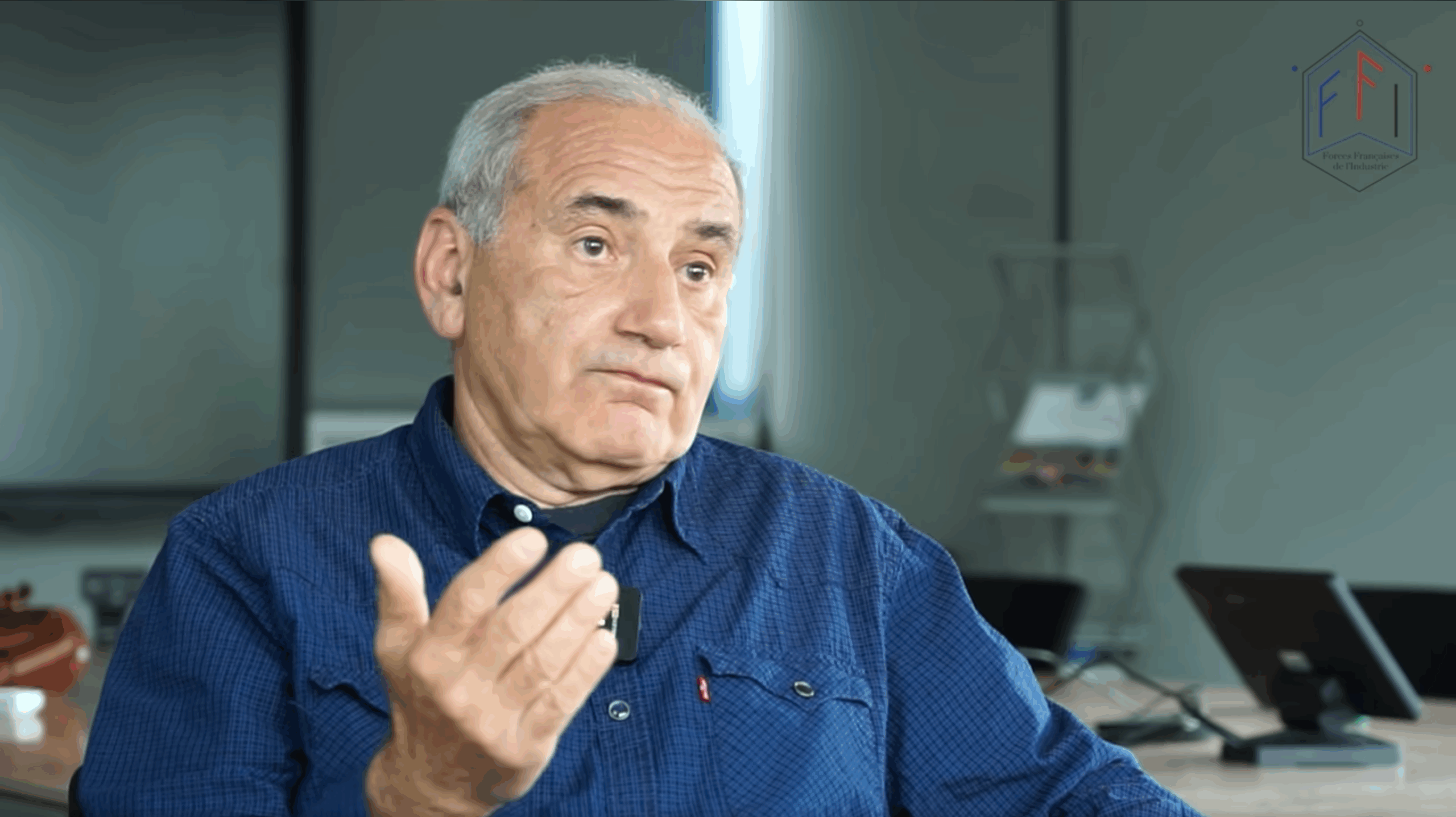 Patrick Bellity, qui explique que le rôle du manager n'est pas seulement de commander